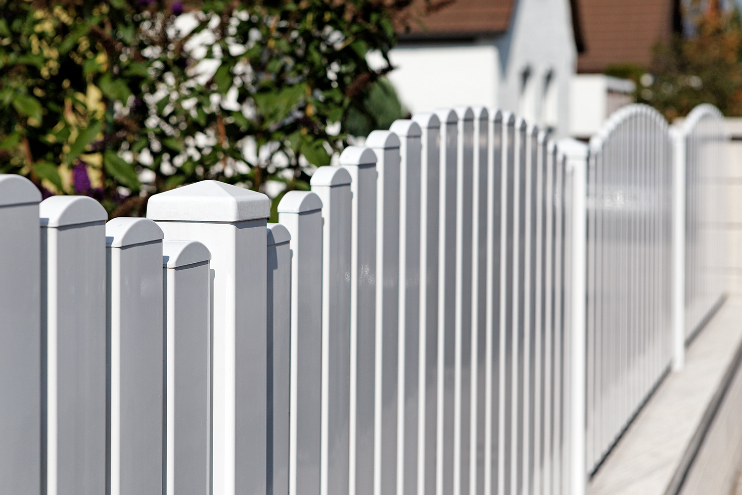 Aluminium picket fencing