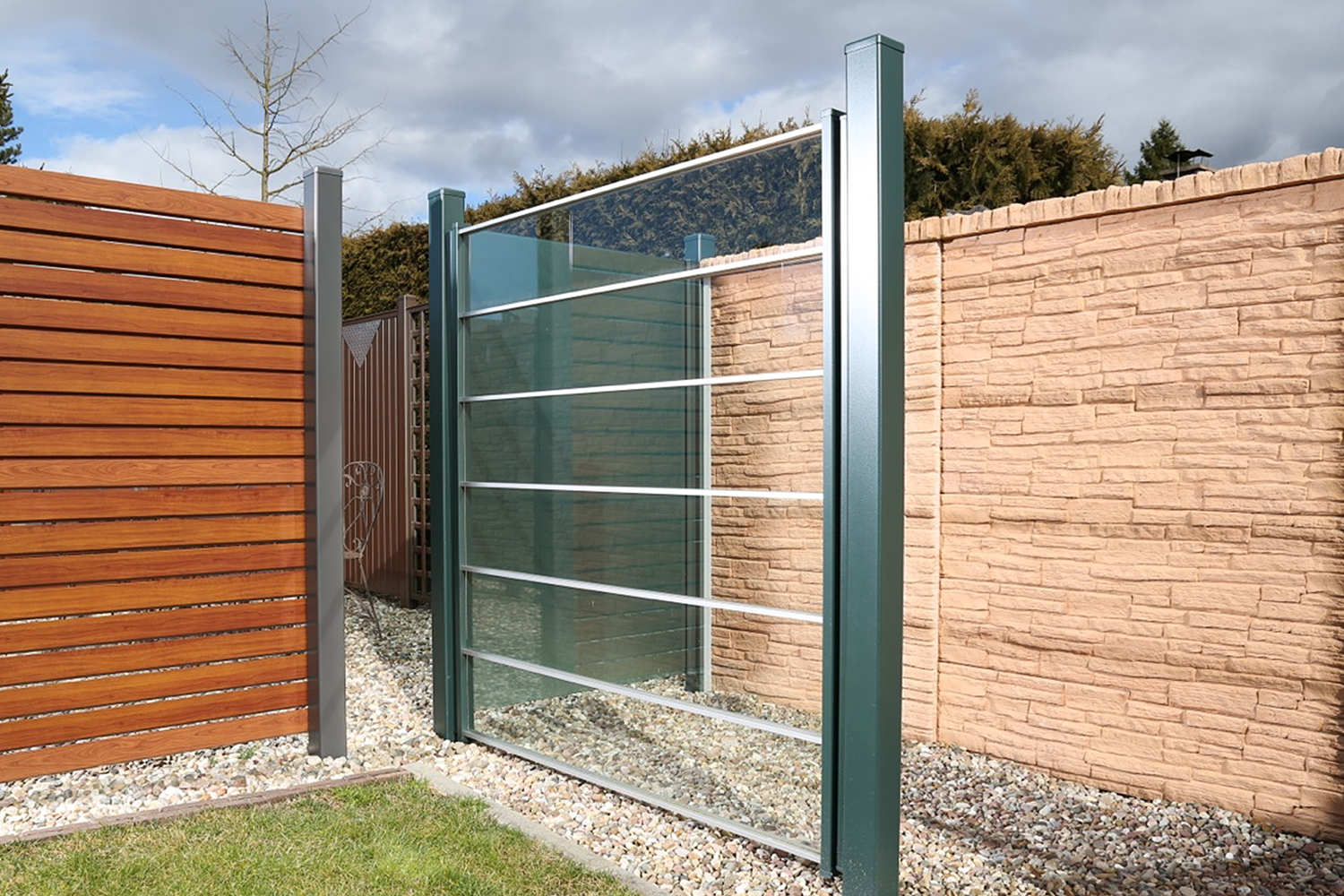 JURA windbreak