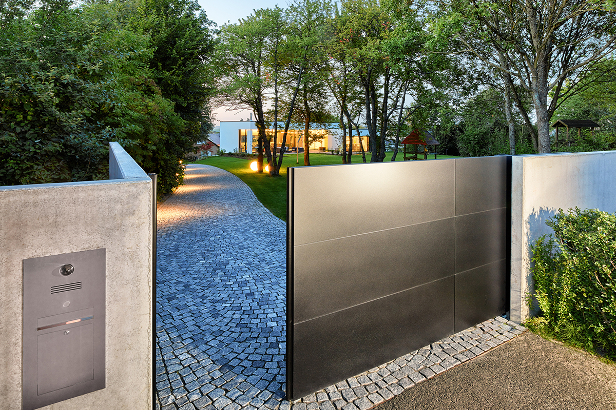Portillon de jardin et portail de clôture en aluminium